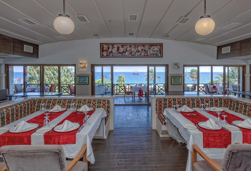 Labada Beach Hotel Camyuva Ngoại thất bức ảnh