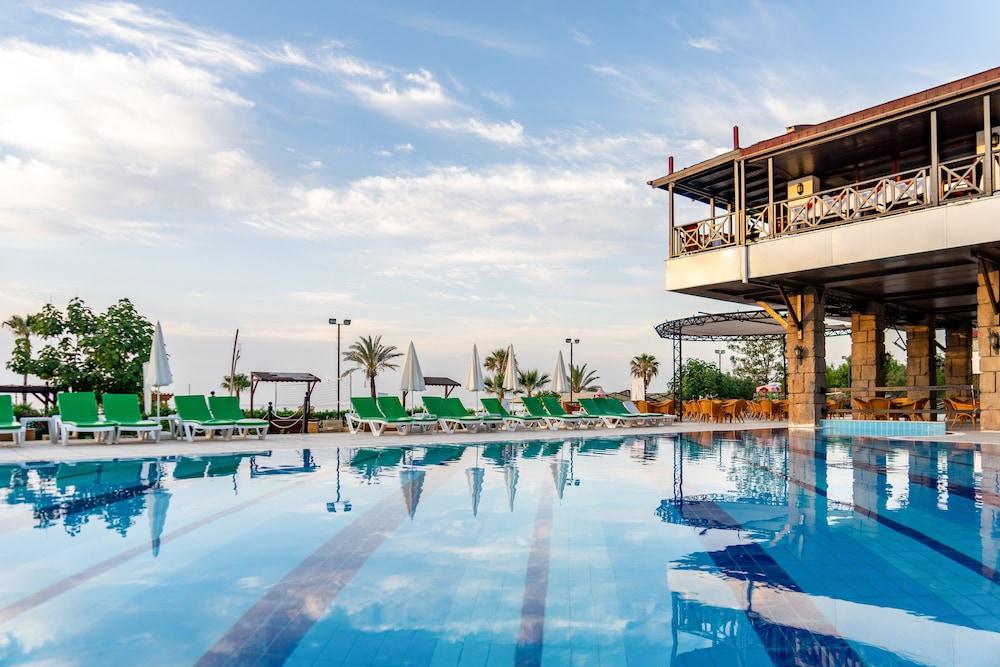Labada Beach Hotel Camyuva Ngoại thất bức ảnh